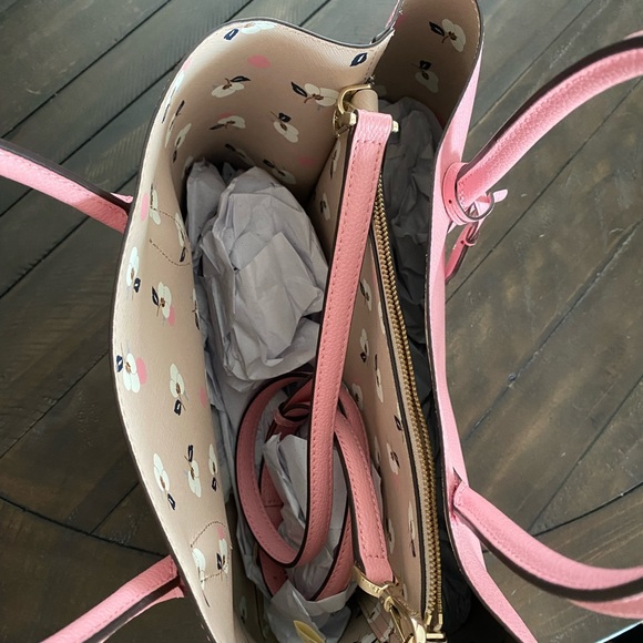 BRAND NEW KATE SPACE PURSE WITH TAGS - Picture 4 of 5